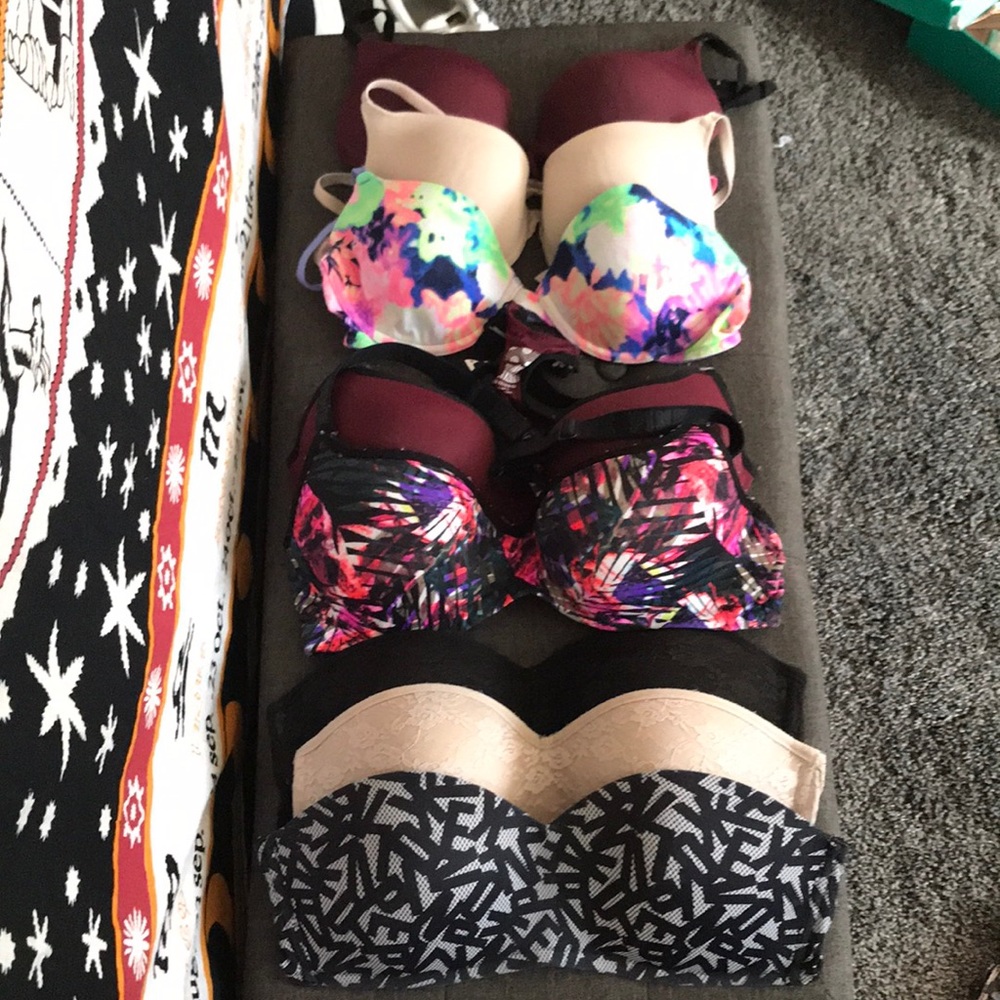 HUGE VS PINK Bra Bundle (7)